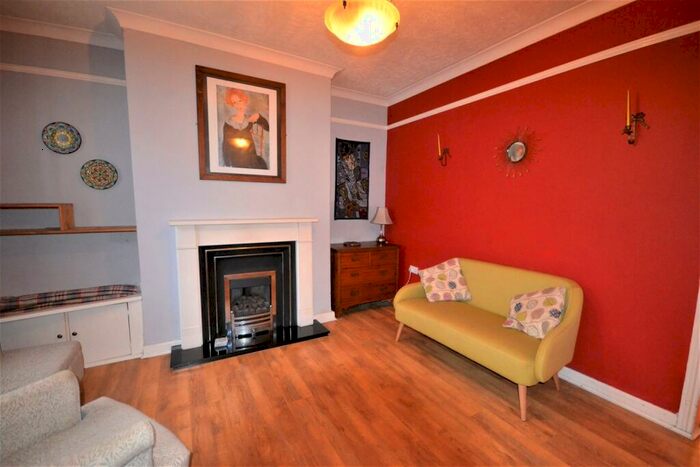 2 Bedroom End Of Terrace House To Rent In Mwrog Street, Ruthin, LL15