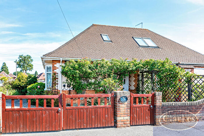 4 Bedroom Bungalow For Sale In Austen Avenue, Bournemouth, BH10