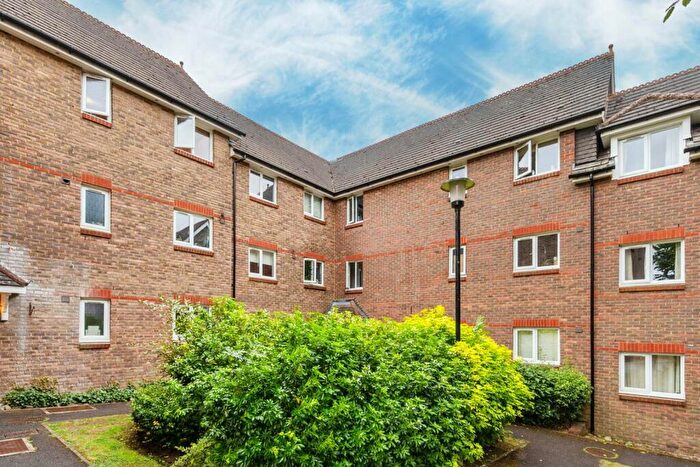 2 Bedroom Flat For Sale In Granville Place, Pinner, HA5