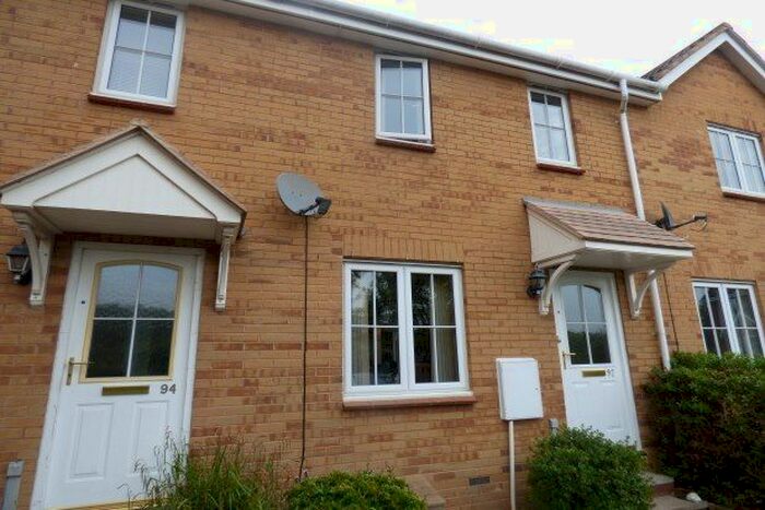 2 Bedroom Property To Rent In Waterleaze, Taunton, TA2