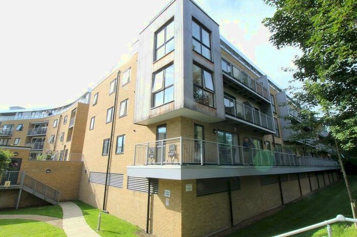 2 Bedroom Flat To Rent In Smeaton Court, Hertford, SG13