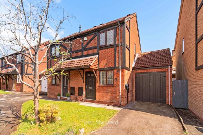 2 Bedroom Semi-Detached House For Sale In Tilesford Close, Shirley, Solihull, West Midlands, B90