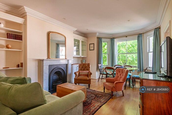3 Bedroom Flat To Rent In Buckingham Road, Brighton, BN1
