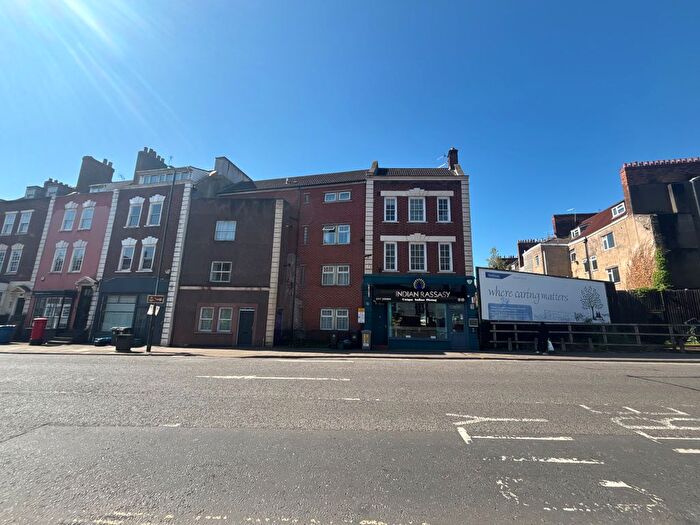 4 Bedroom Flat To Rent In Hotwell Road, Bristol, BS8