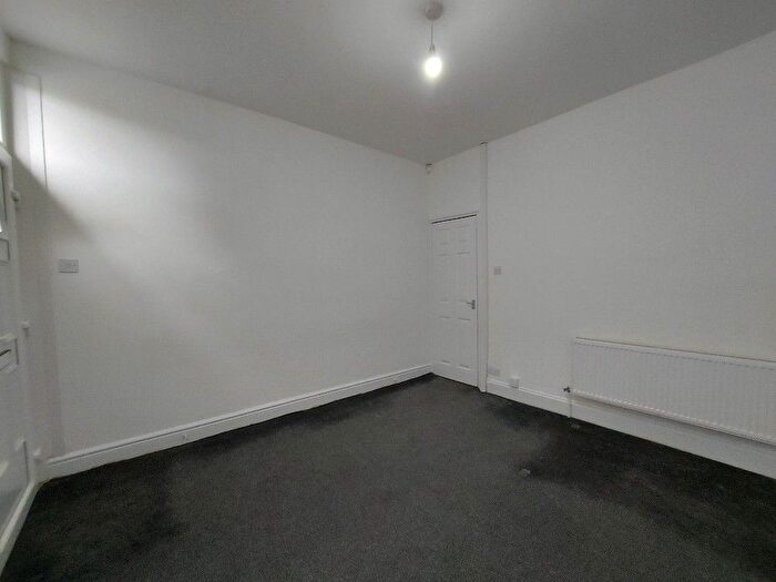 2 Bedroom Terraced House To Rent In Every Street, Burnley, BB11