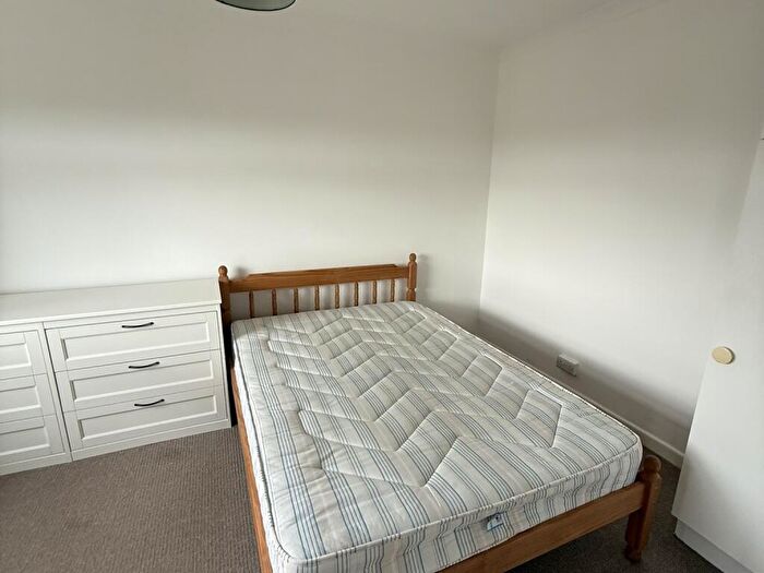 5 Bedroom House To Rent In Aldrin Road, Exeter, EX4