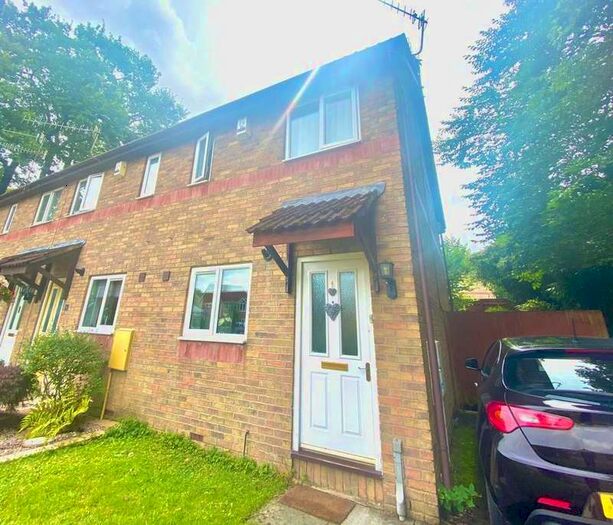 2 Bedroom Semi-Detached House To Rent In Heol Waun Fawr, Caerphilly, CF83