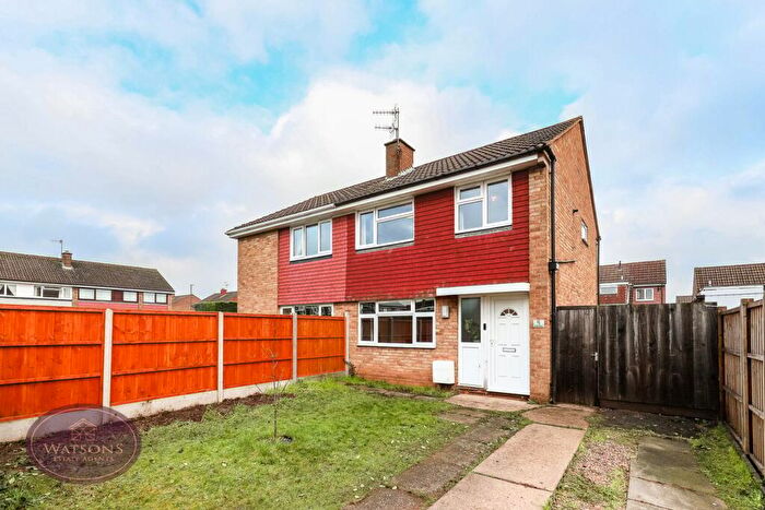 3 Bedroom Semi Detached House For Sale In Scott Close, Nottingham, NG6