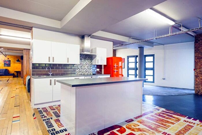 Studio To Rent In Creek Road, London, SE8