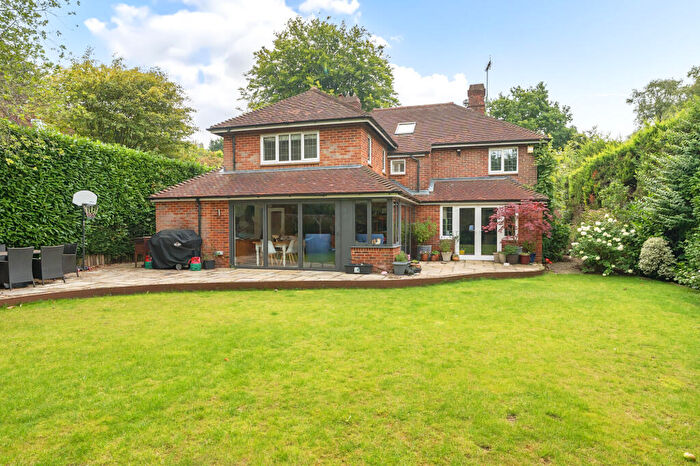 4 Bedroom Detached House For Sale In Chilcrofts Road, Haslemere, GU27