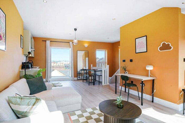 Studio To Rent In Balham High Road, Balham, London, SW12