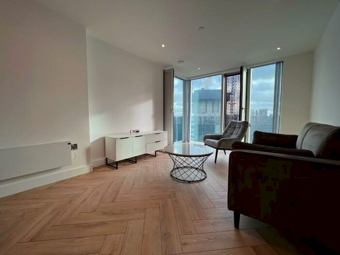 1 Bedroom Apartment To Rent In Silvercroft Street, Manchester, Greater Manchester, M15