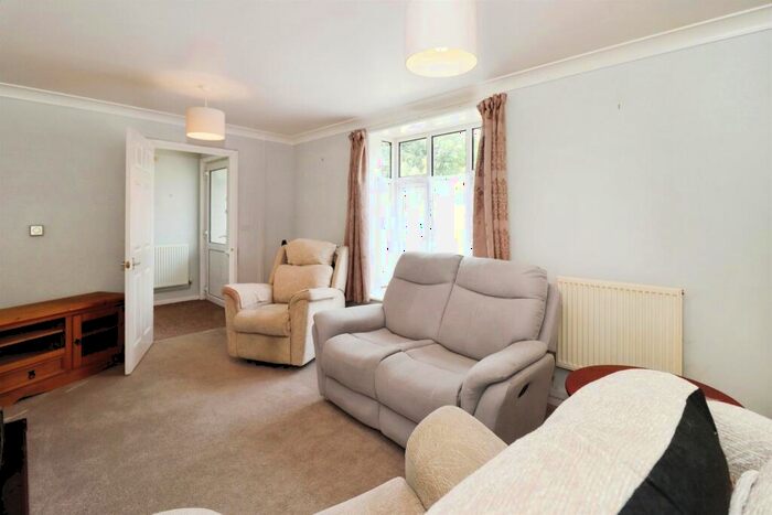 2 Bedroom Semi-Detached Bungalow For Sale In Penrith Gardens, Bristol, BS10