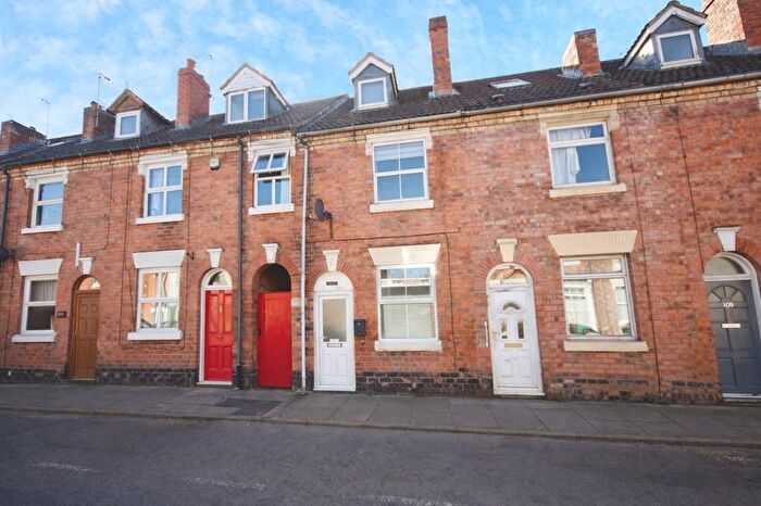 3 Bedroom Terraced House For Sale In Wood Street, Kidderminster, DY11