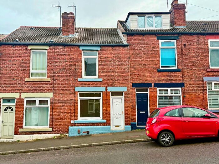 2 Bedroom Terraced House To Rent In Woodseats Road, Woodseats, Sheffield, S8