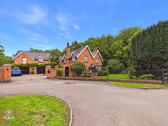 5 Bedroom Detached House For Sale In Cliff Cottage, Branston Road, Tatenhill, Burton-on-Trent, Staffordshire, DE13