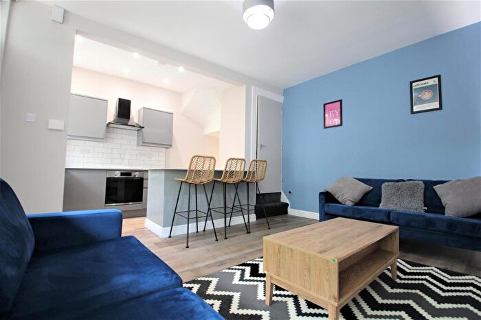 3 Bedroom Terraced House To Rent In Stanmore Avenue, Burley, Leeds, LS4