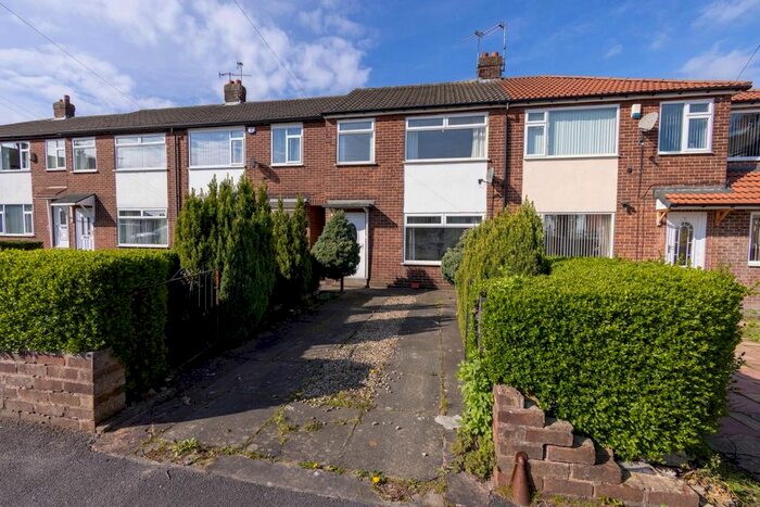3 Bedroom Terraced House To Rent In Wesley Close, Beeston, Leeds, LS11