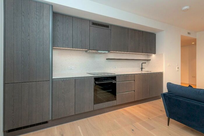 2 Bedroom Terraced House To Rent In Castle Foregate, Shrewsbury, Shropshire, SY99