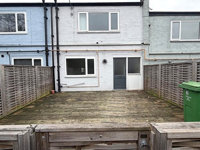 3 Bedroom Terraced House To Rent In Flat Burlington Court, Nottingham, NG5