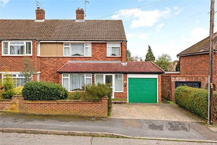 3 Bedroom Semi Detached House For Sale In Oakhill Road, Maple Cross, Rickmansworth, Hertfordshire, WD3