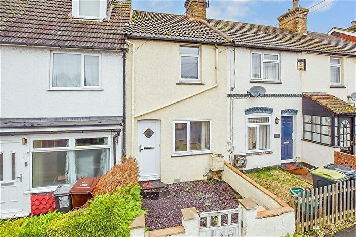 2 Bedroom Terraced House For Sale In New Road, Ditton, Aylesford, Kent, ME20