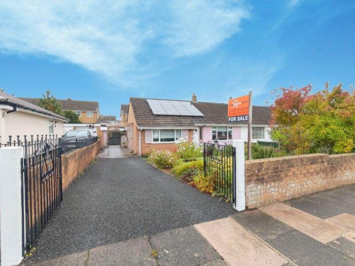 2 Bedroom Semi-Detached Bungalow For Sale In Acredale Road, Carlisle, CA2