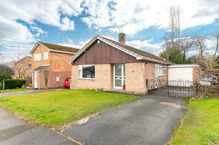 3 Bedroom Detached Bungalow For Sale In Hall Royd Walk, Silkstone Common, S75