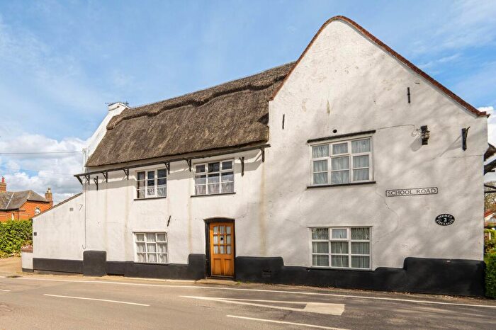 2 Bedroom Cottage For Sale In High Street, Ludham, NR29