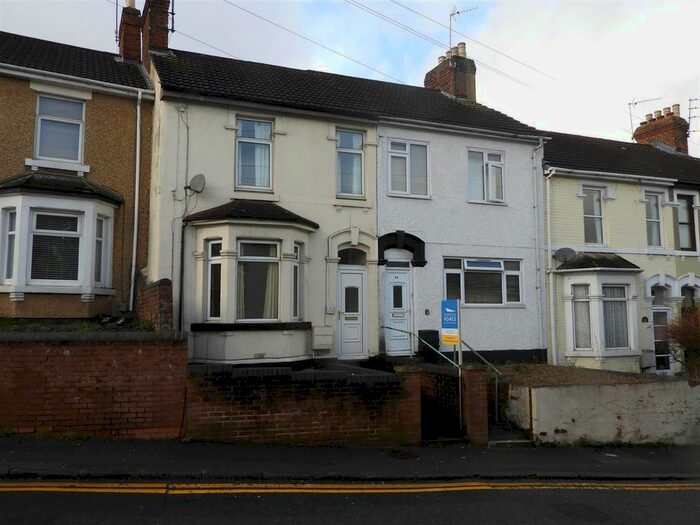 2 Bedroom Flat To Rent In Eastcott Hill, Swindon, SN1