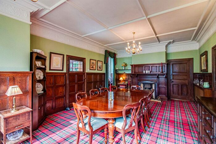 5 Bedroom Detached House For Sale In Hallmark Fine Homes | Chevet Lane, Sandal, Wakefield, WF2