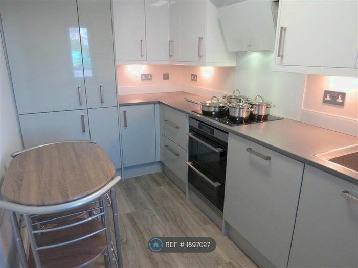 2 Bedroom End Of Terrace House To Rent In Rosemary Lane, Canterbury City Centre, CT1