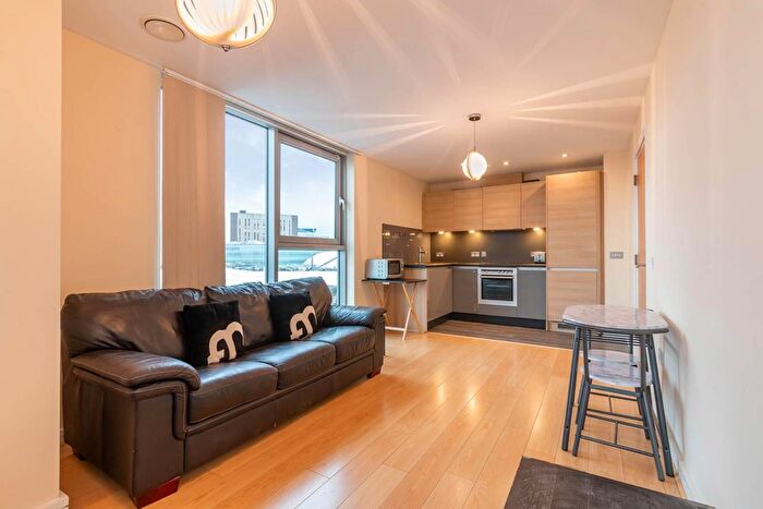 1 Bedroom Flat To Rent In St Martins Gate, Worcester Street, B2