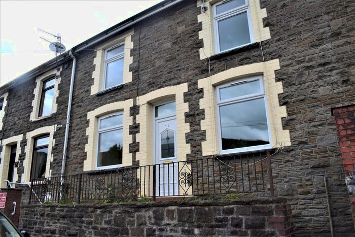 3 Bedroom Terraced House To Rent In Oakland Terrace, Ferndale, CF43