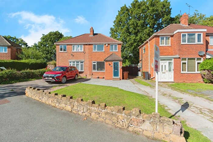 3 Bedroom Semi-Detached House For Sale In Chamberlain Crescent, Shirley, Solihull, B90