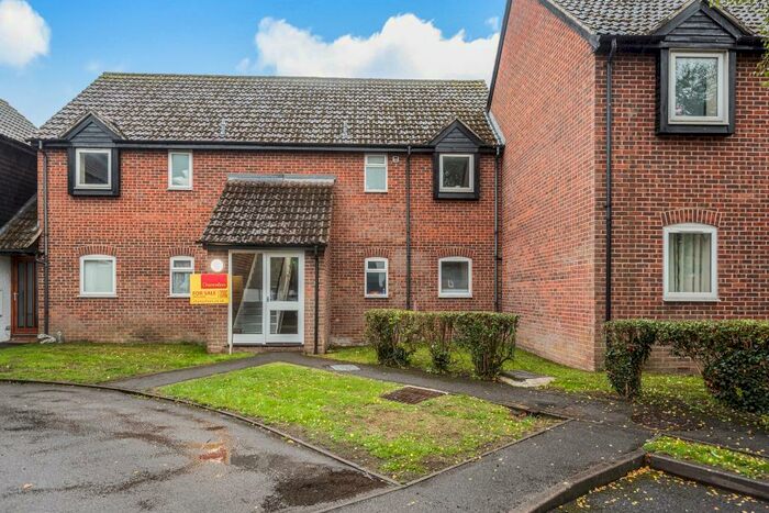 1 Bedroom Apartment To Rent In Newbury, Berkshire, RG14