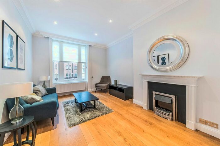 2 Bedroom Flat To Rent In Court House, Basil Street, London, SW3