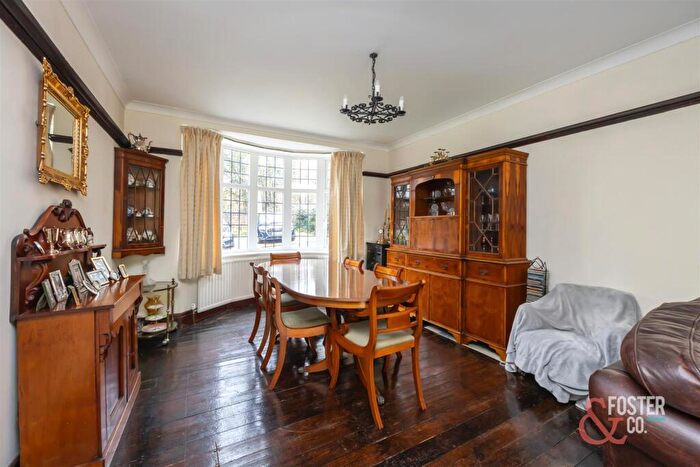 4 Bedroom Detached House For Sale In Peacock Lane, Brighton, BN1