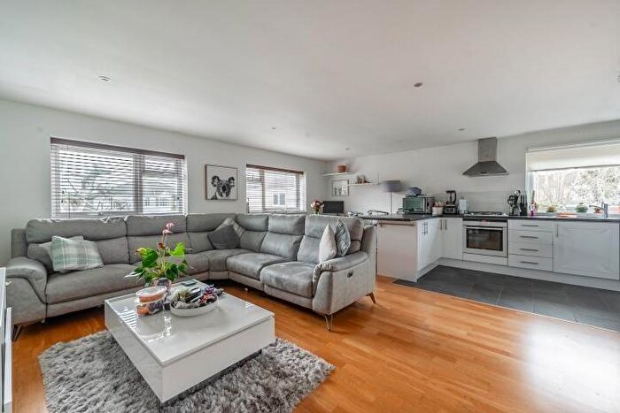 2 Bedroom Flat For Sale In Annette Close, Harrow, HA3