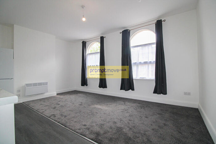 1 Bedroom Flat To Rent In Stockwood Crescent Luton, LU1