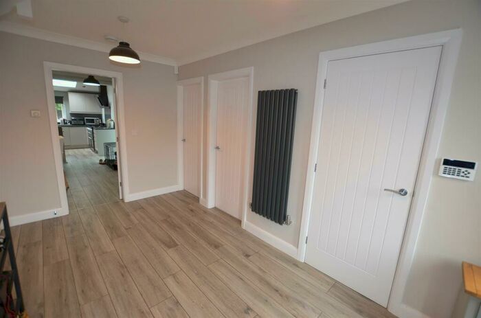 5 Bedroom Detached House For Sale In Granville Close, Duffield, Derby., DE56