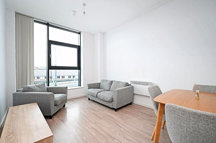 1 Bedroom Apartment To Rent In Apt The Gateway, Sheffield, S2