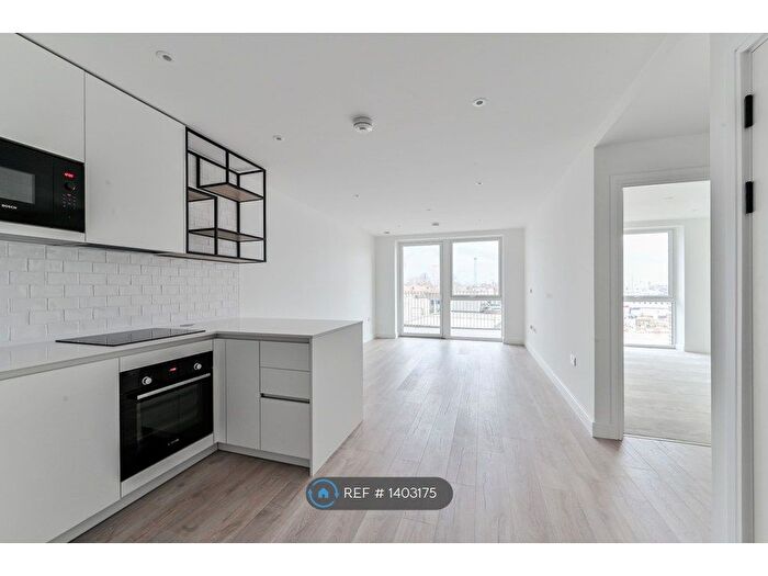1 Bedroom Flat To Rent In Lavey House, Wembley, HA0