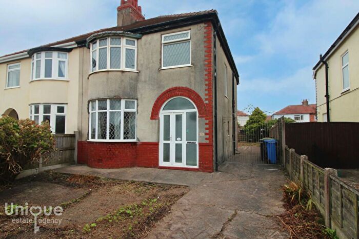 3 Bedroom Semi-detached House For Sale In Cleveleys Avenue, Thornton-Cleveleys, FY5