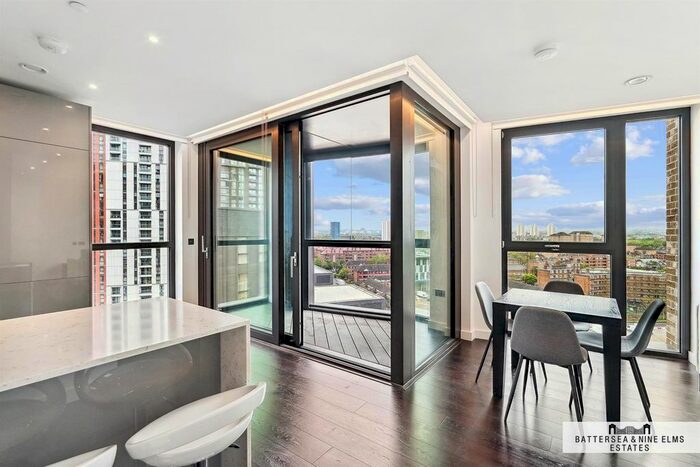 2 Bedroom Flat To Rent In Ponton Road, London, SW11