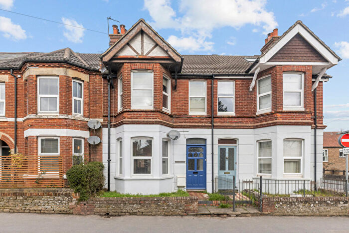 1 Bedroom Apartment For Sale In Bepton Road, Midhurst, GU29