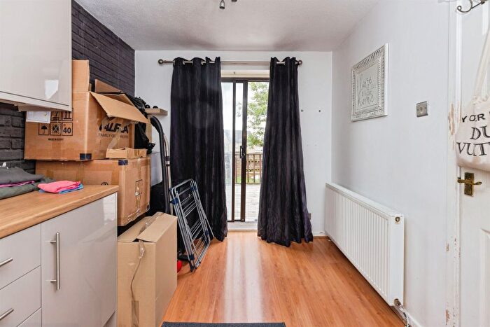 2 Bedroom Semi-detached House For Sale In Fieldhurst Court, Bierley, Bradford, BD4