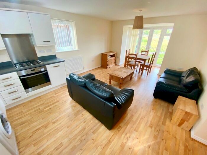 2 Bedroom Flat To Rent In Signals Drive, New Stoke Village, Coventry, CV3