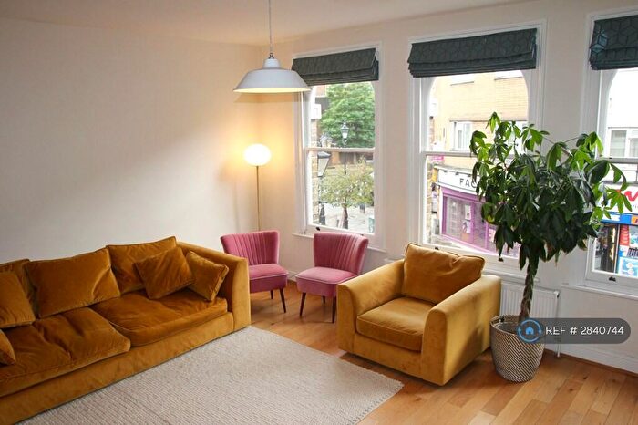 2 Bedroom Flat To Rent In Battersea High Street, London, SW11
