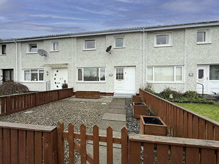 3 Bedroom Terraced House For Sale In Cumbrae Place, Perth, PH1